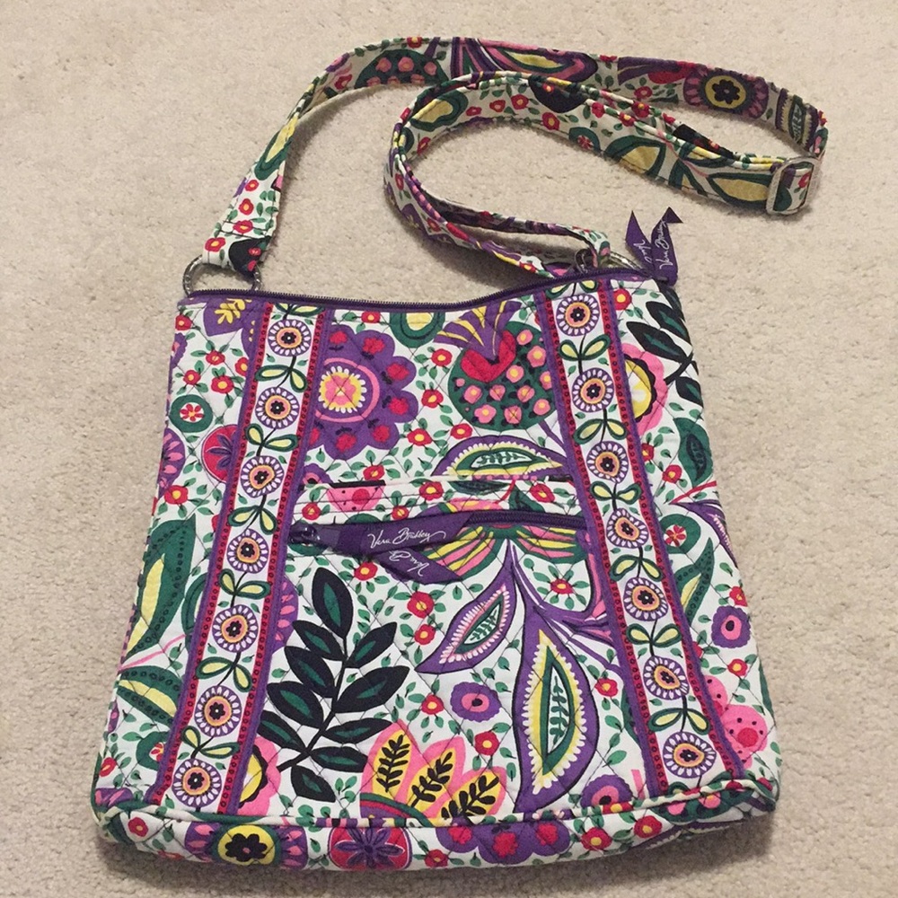 Vera Bradley Crossbody Bag/Purse - like new!